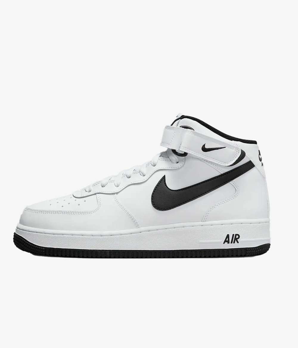 Air-Force-1-Mid-White-Black_08